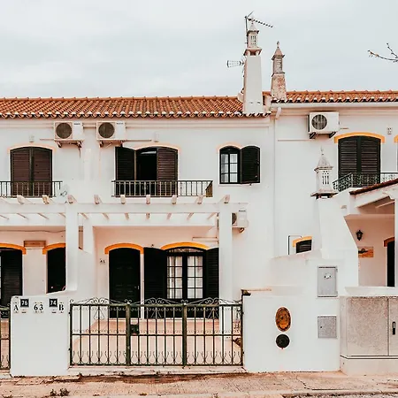 By Gt House Vakantiehuis Altura